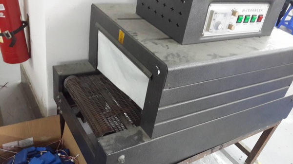 batteries shrink machine